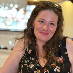 Meet your Posher, Christina